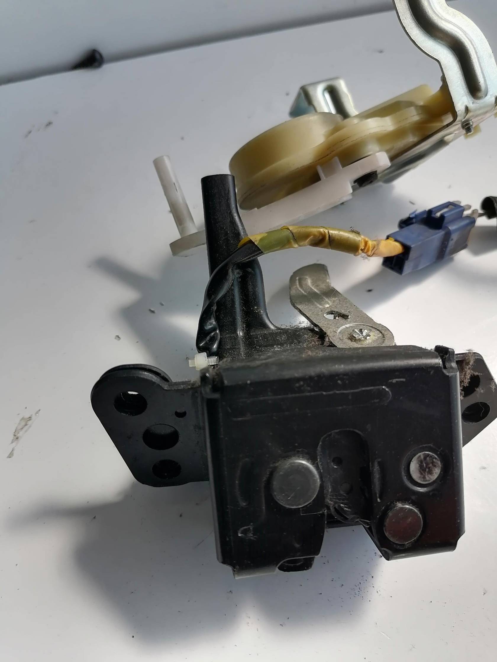 Serratura portello post.